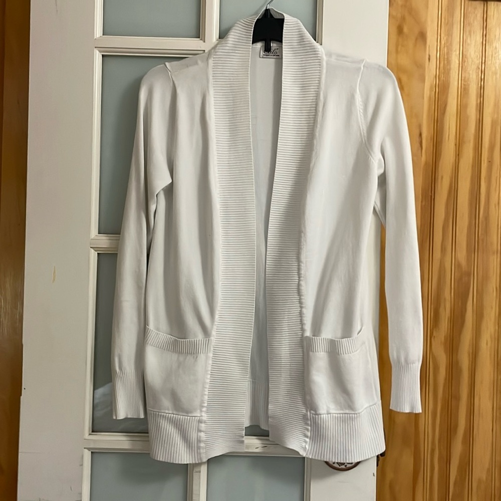 Cielo white sweater/cover- light and comfortable- size small